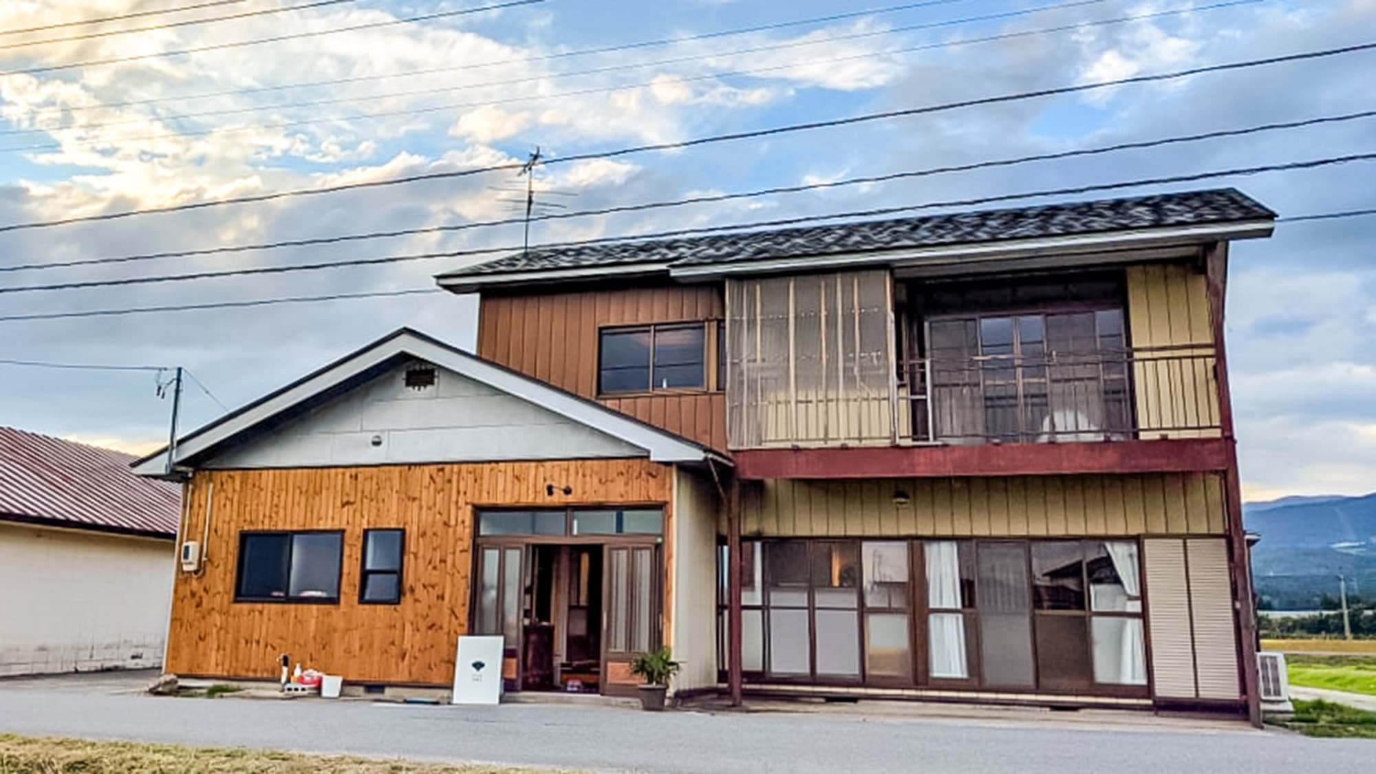 Ｇｕｅｓｔ　Ｈｏｕｓｅ　Ｉｎａｗａｓｈｉｒｏ　〜Ｈａｎｂｏｇ〜