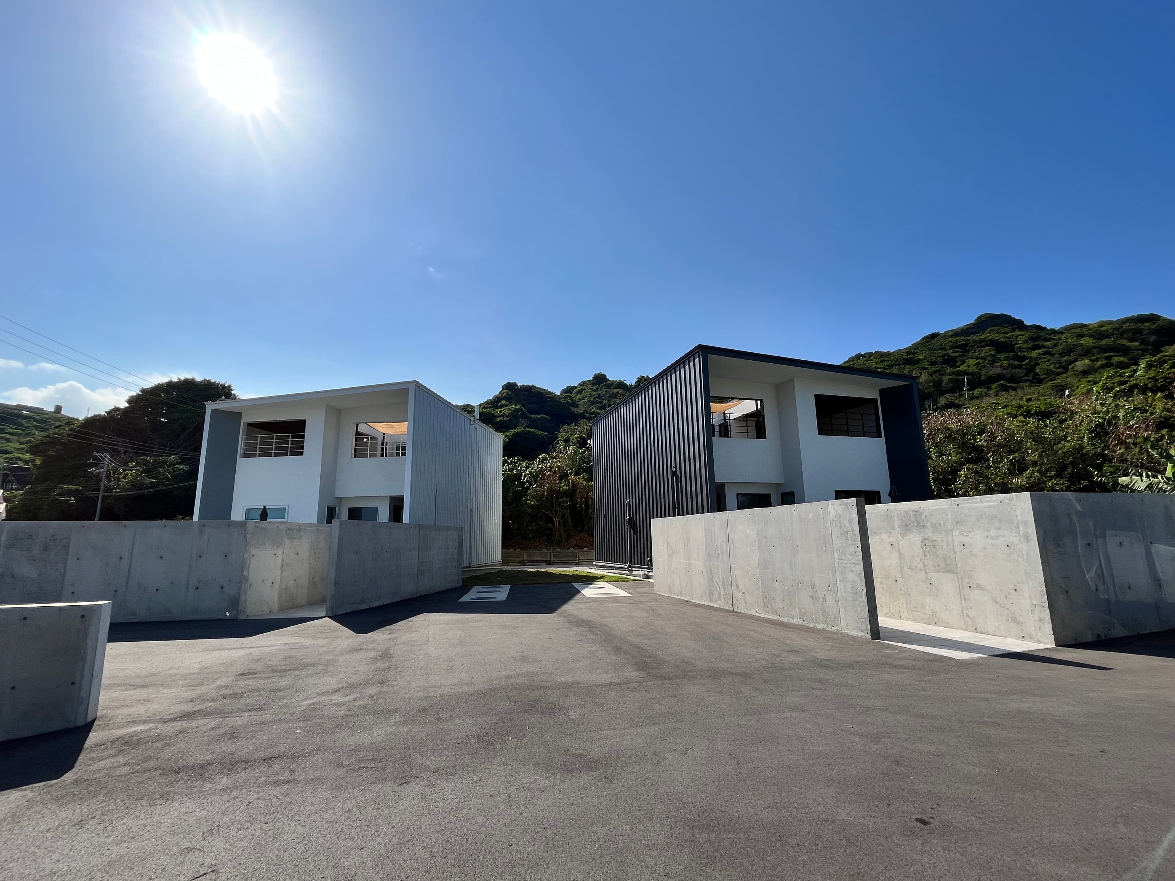 クリスタルヴィラ南城