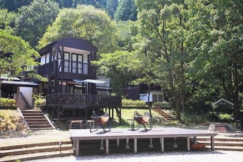 グランピングＫＡＷＡＳＡＫＩ懐かしの森　＾