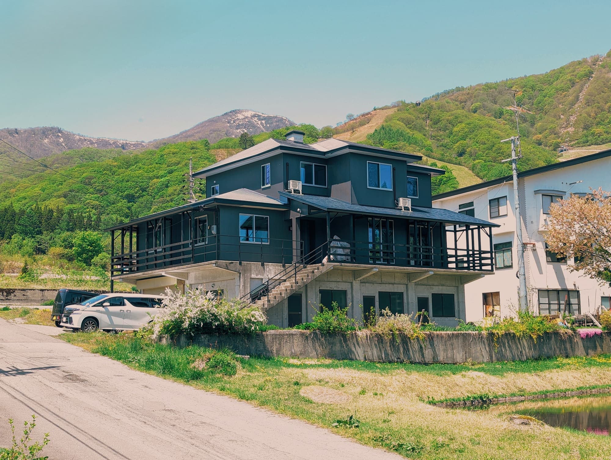 Ｔｈｅ　Ｃｒｏｗｓ　Ｎｅｓｔ　Ｎｏｒｉｋｕｒａ