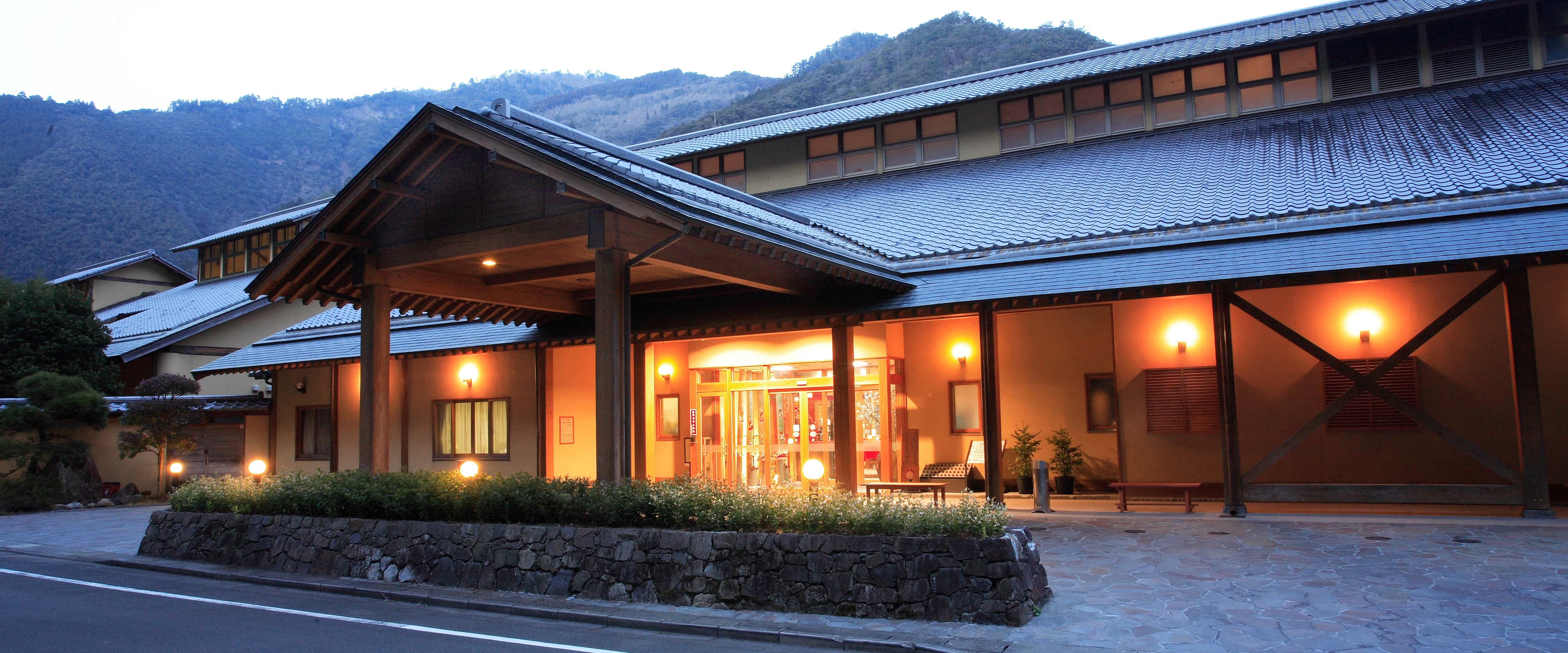 西米良温泉「ゆた〜と」宿泊棟