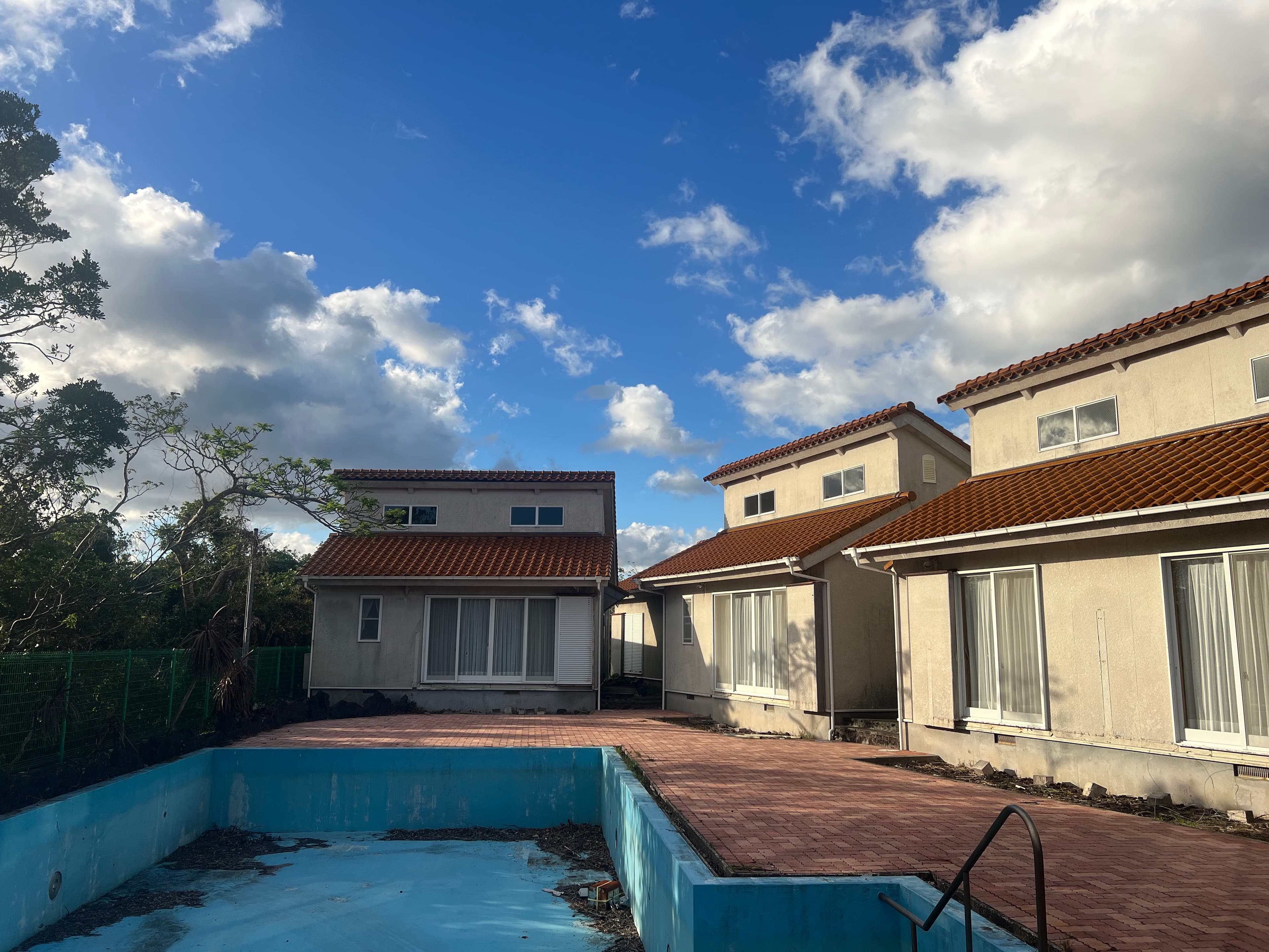 ＨＯＴＥＬ　翠碧　ＳＵＩ＜八丈島＞