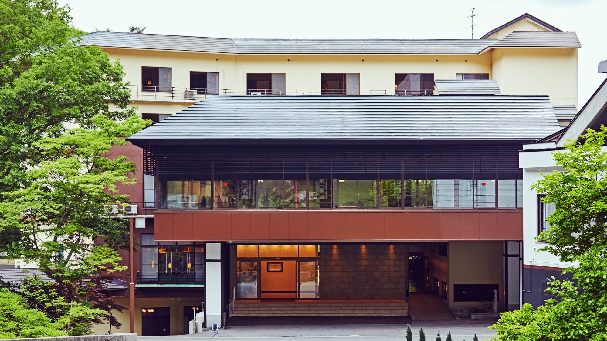 創業大正十五年　蓼科　親湯温泉