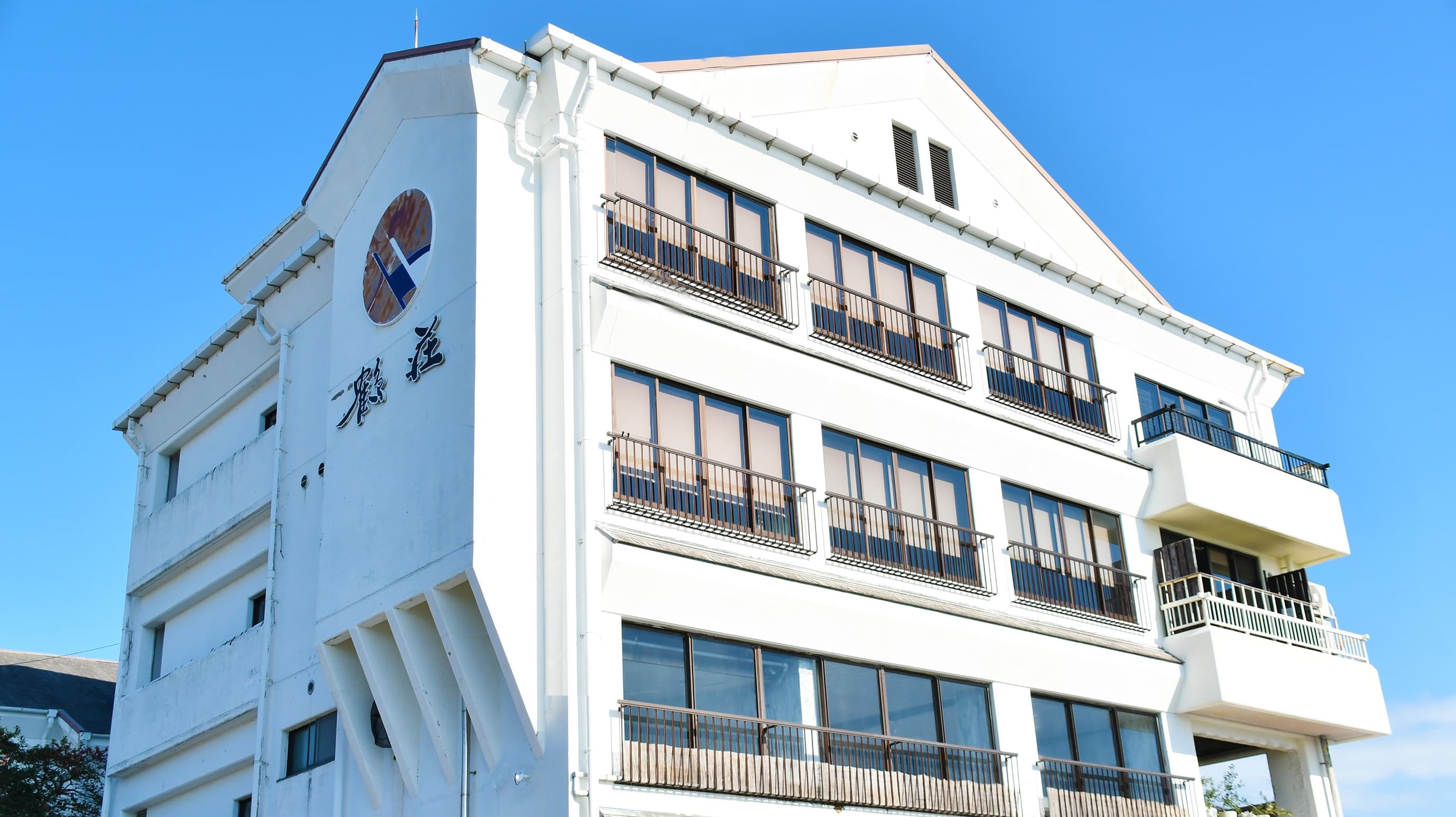 竹崎かにと日本酒の宿　鶴荘