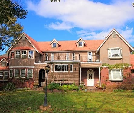 小さなホテル スターティングオーバー