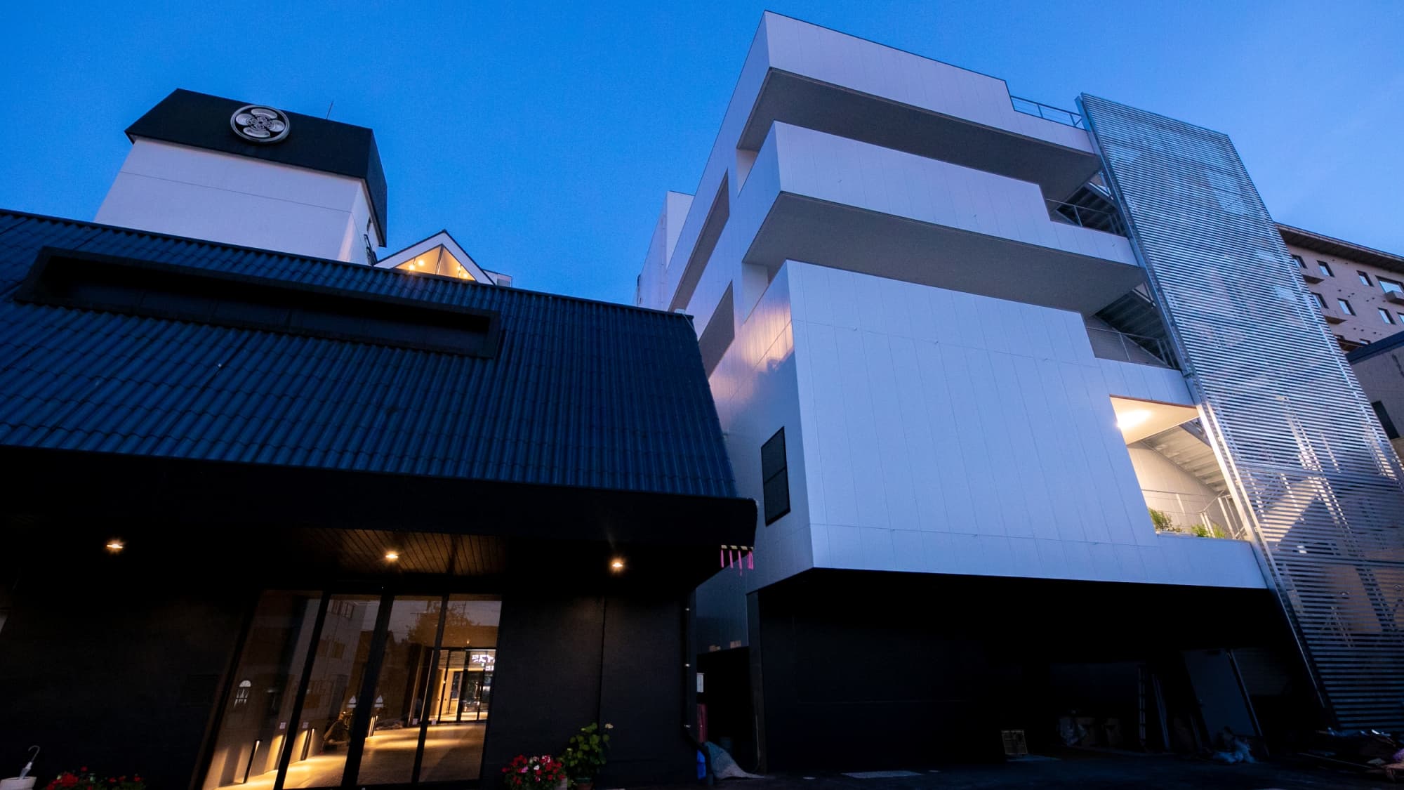 人吉温泉 鍋屋(旧:人吉温泉 鍋屋本館)