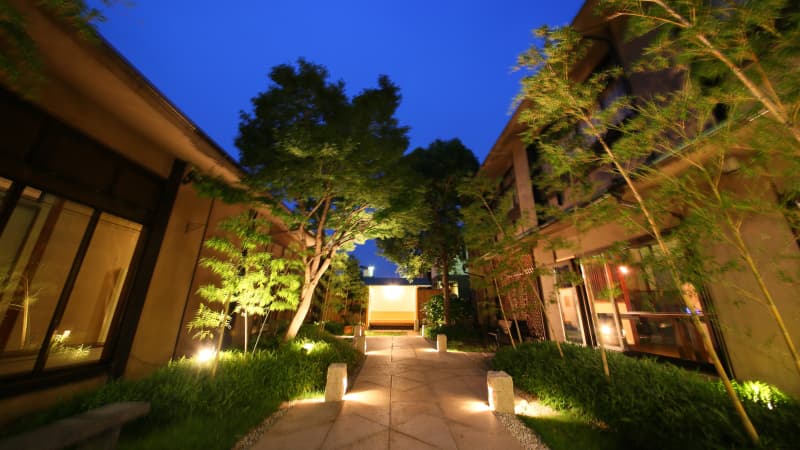 石和名湯館 糸柳