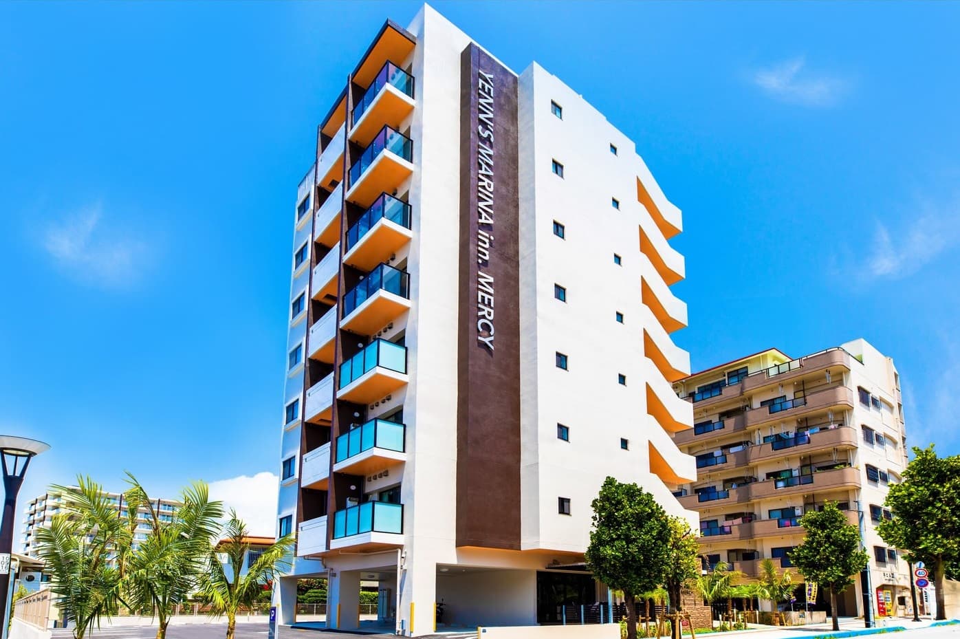 エンズ マリーナ イン マーシー