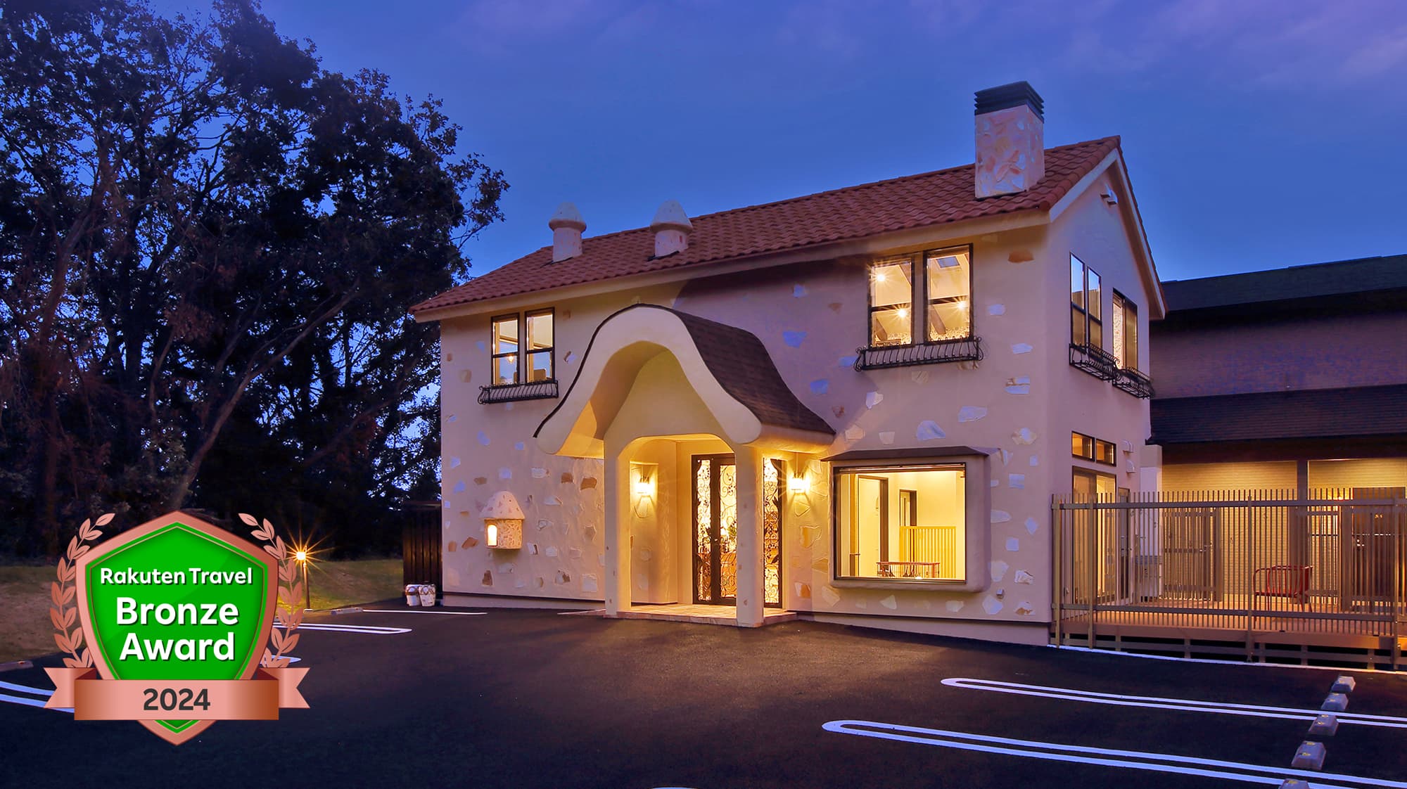 露天風呂付客室で愉しむお部屋食の宿 伊豆高原温泉 ルーシーキキ