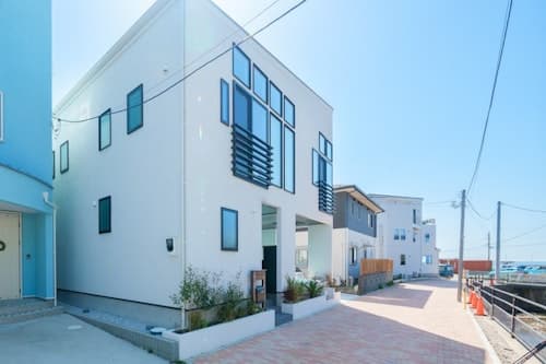 Athletes&Resorts南葉山 ^