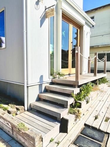 海と富士山の見えるハーバルリビングゲストハウス ^