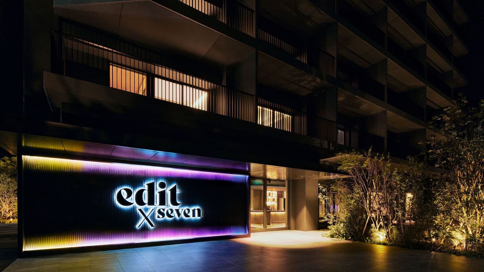 edit × seven 富士御殿場