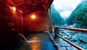 カップル温泉旅行特集