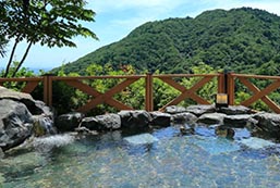湯の山温泉　ホテル湯の本